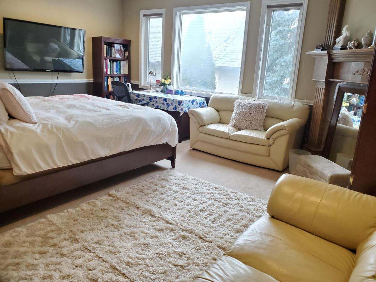Lakeview House With 4 Rooms Kelowna Near Downtown & Knox Moutain Εξωτερικό φωτογραφία