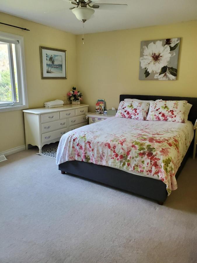 Lakeview House With 4 Rooms Kelowna Near Downtown & Knox Moutain Εξωτερικό φωτογραφία