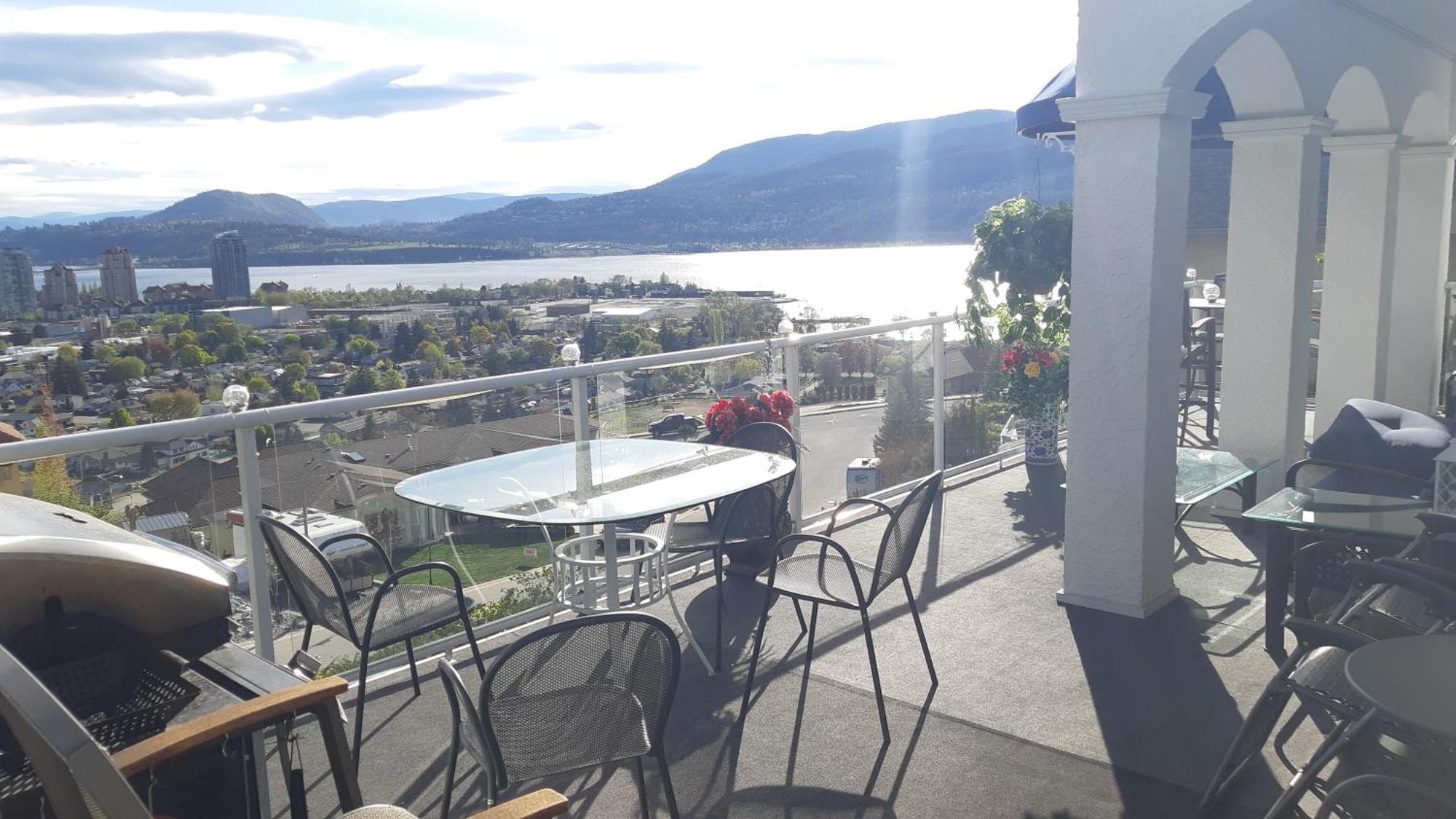 Lakeview House With 4 Rooms Kelowna Near Downtown & Knox Moutain Δωμάτιο φωτογραφία