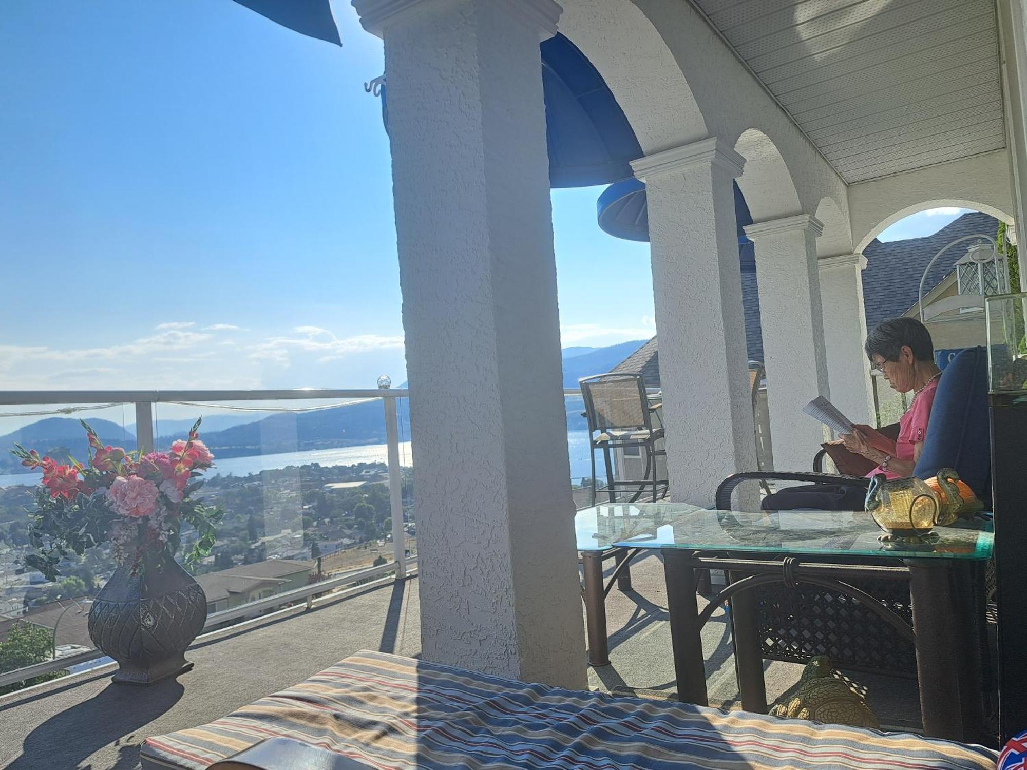Lakeview House With 4 Rooms Kelowna Near Downtown & Knox Moutain Εξωτερικό φωτογραφία